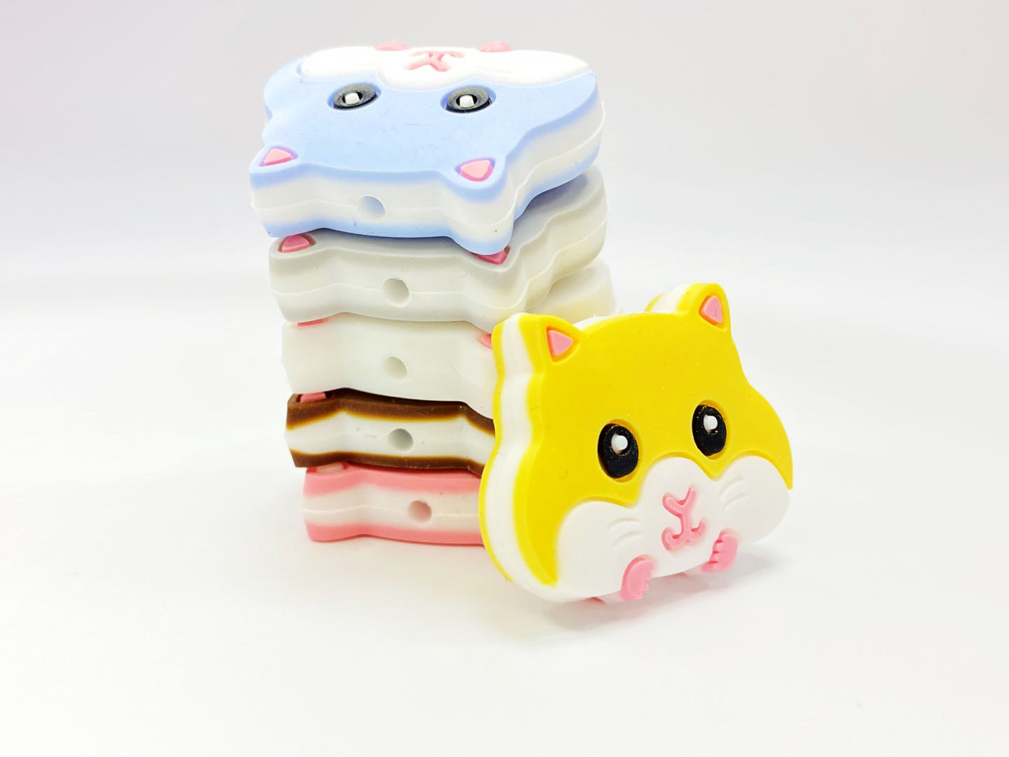 Wholesale of 10pcs Silicone Lion Cartoon Animals DIY Focal beads