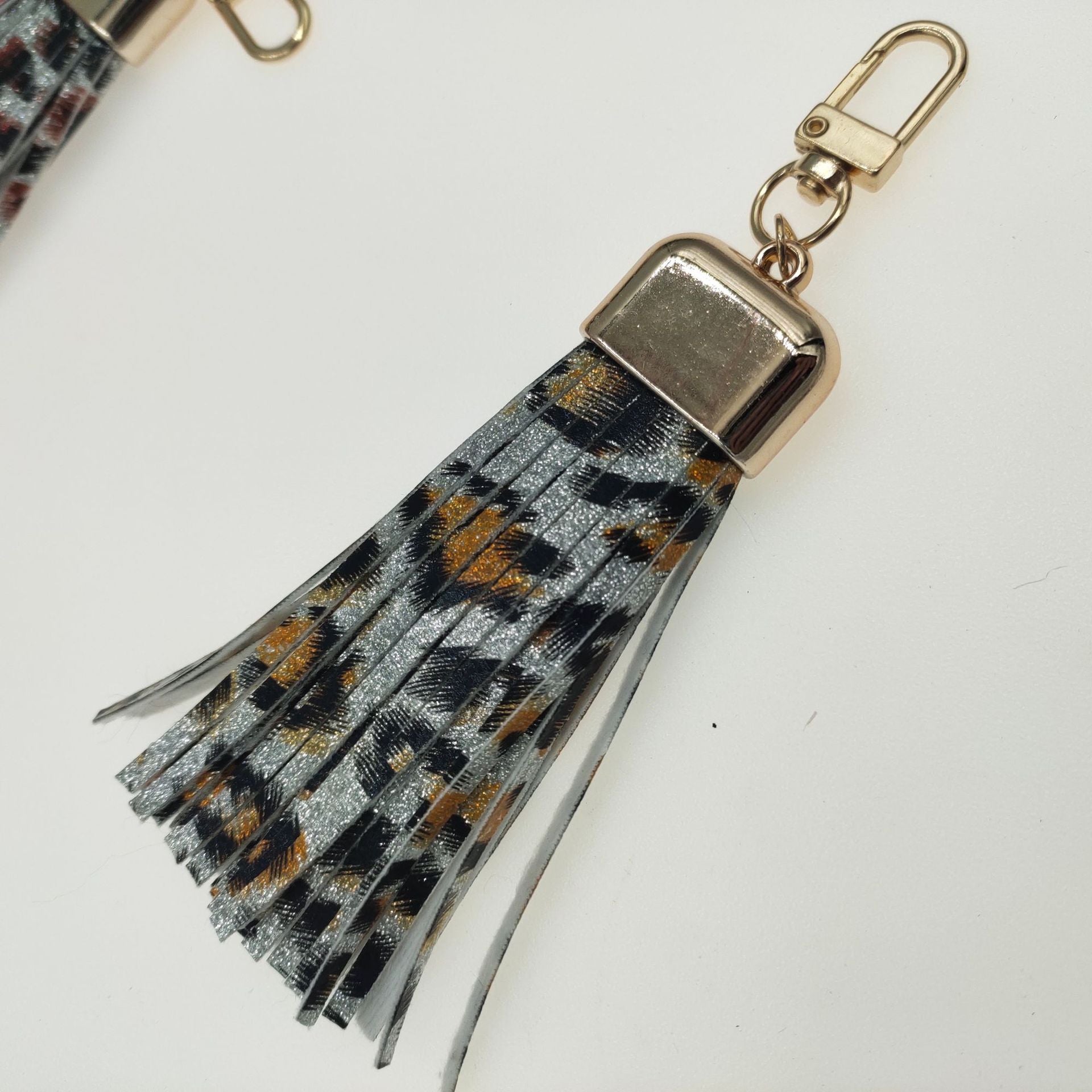 Wholesale Leopard Flower Leather Tassel Keychain