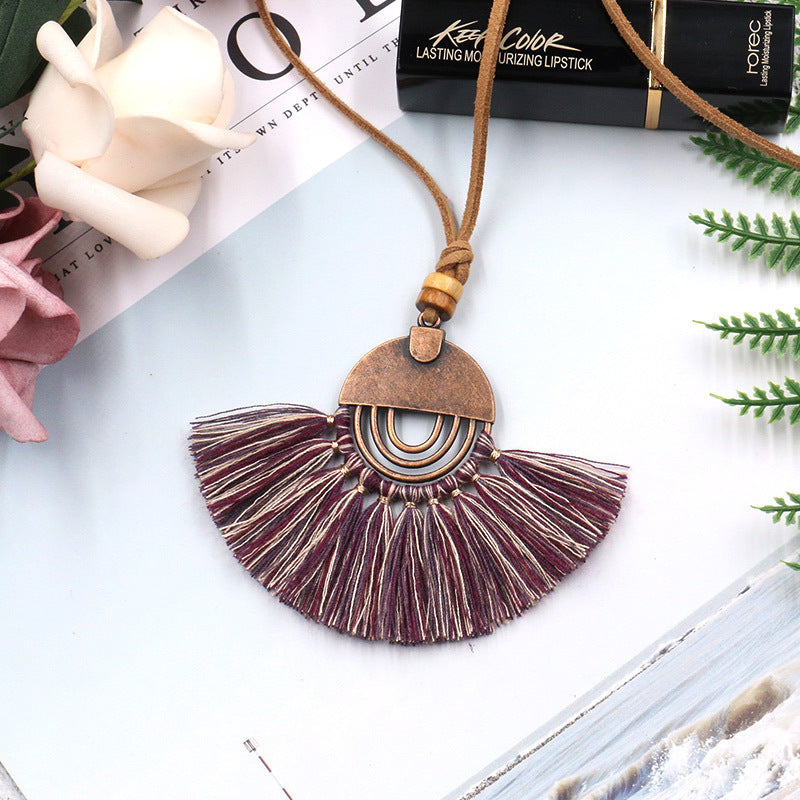 Wholesale Popular Handmade Scalloped Tassel Clavicle Chain