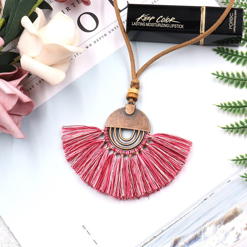 Wholesale Popular Handmade Scalloped Tassel Clavicle Chain