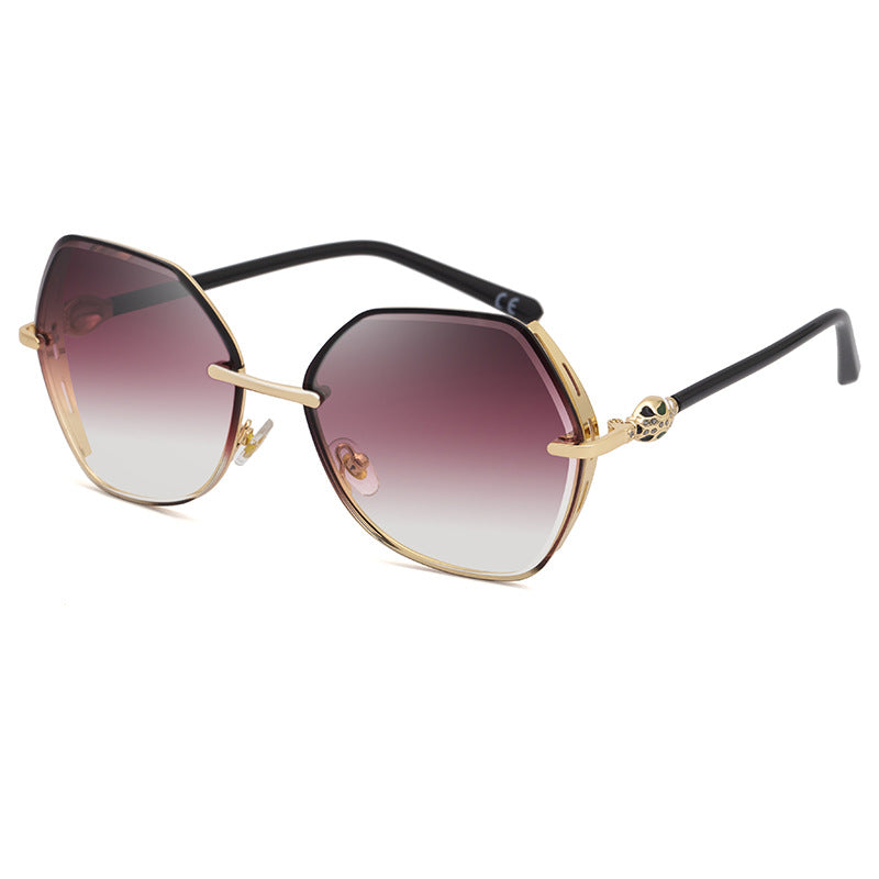 Wholesale Irregular Diamond Cut Edge PC Sunglasses