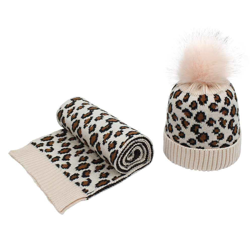Wholesale Leopard Pattern Knitted Hat Ball Hat Scarf Set