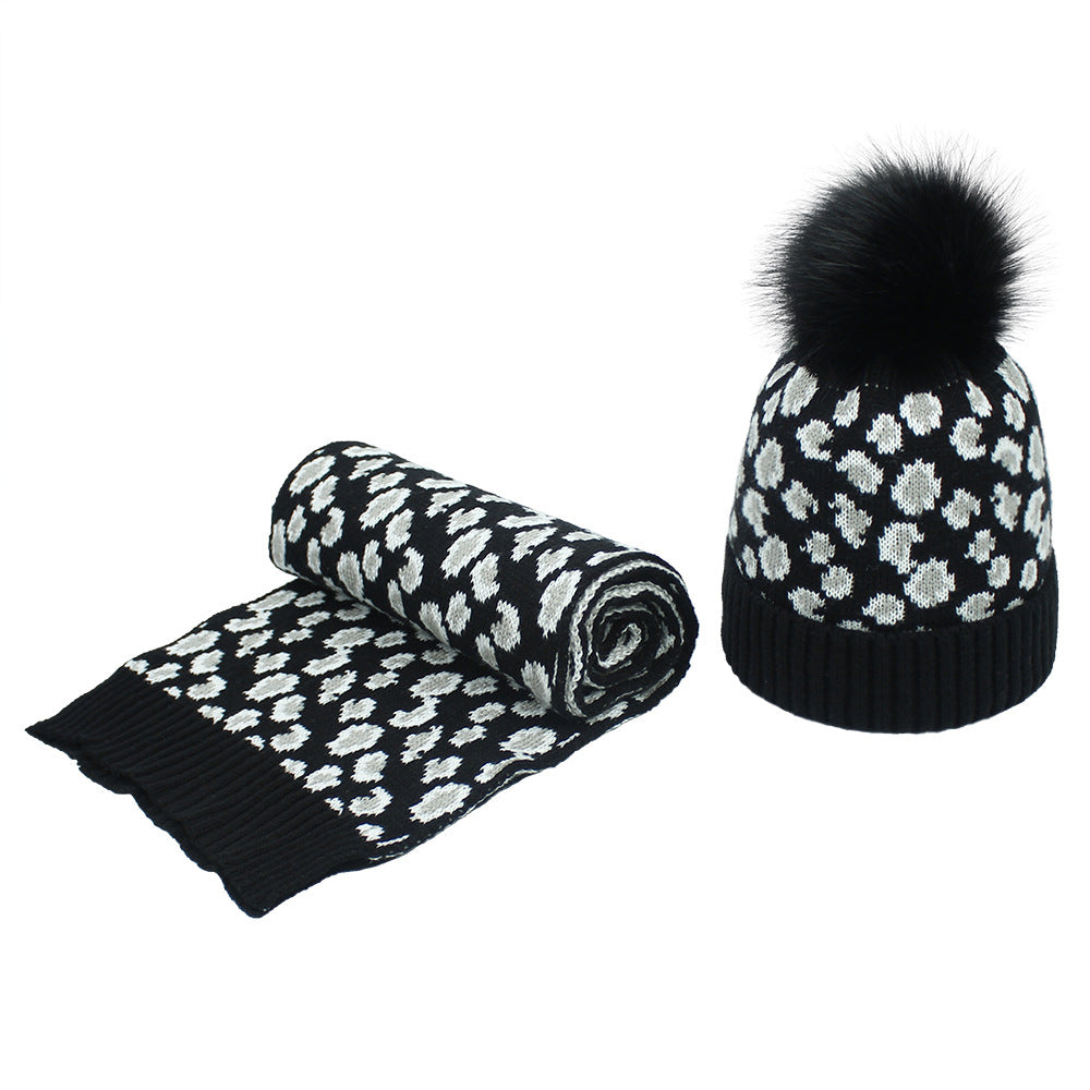 Wholesale Leopard Pattern Knitted Hat Ball Hat Scarf Set