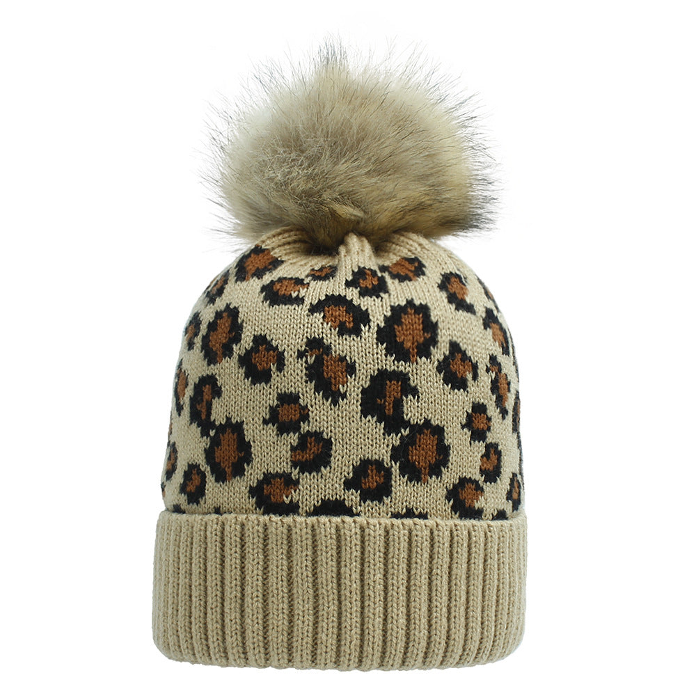 Wholesale Leopard print woolen knitted hat,  fashionable warm big furball hat
