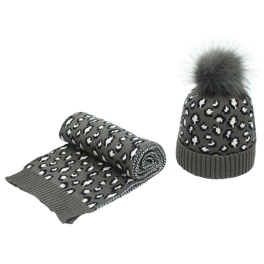 Wholesale Leopard Pattern Knitted Hat Ball Hat Scarf Set