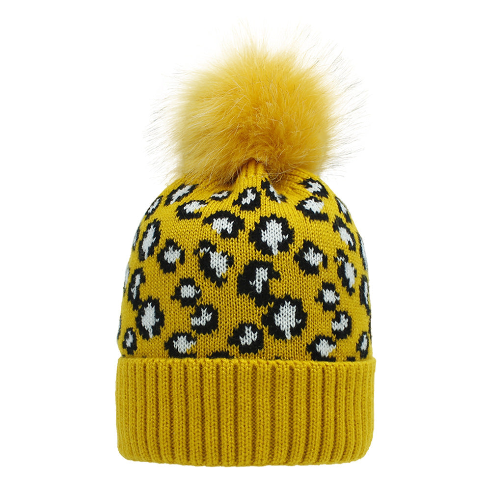 Wholesale Leopard print woolen knitted hat,  fashionable warm big furball hat