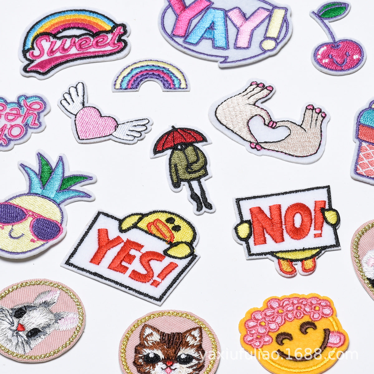 Wholesale Cloth Embroidered Patches Set Colorful Cartoon Animal Self Adhesive DIY Fashion Accessory