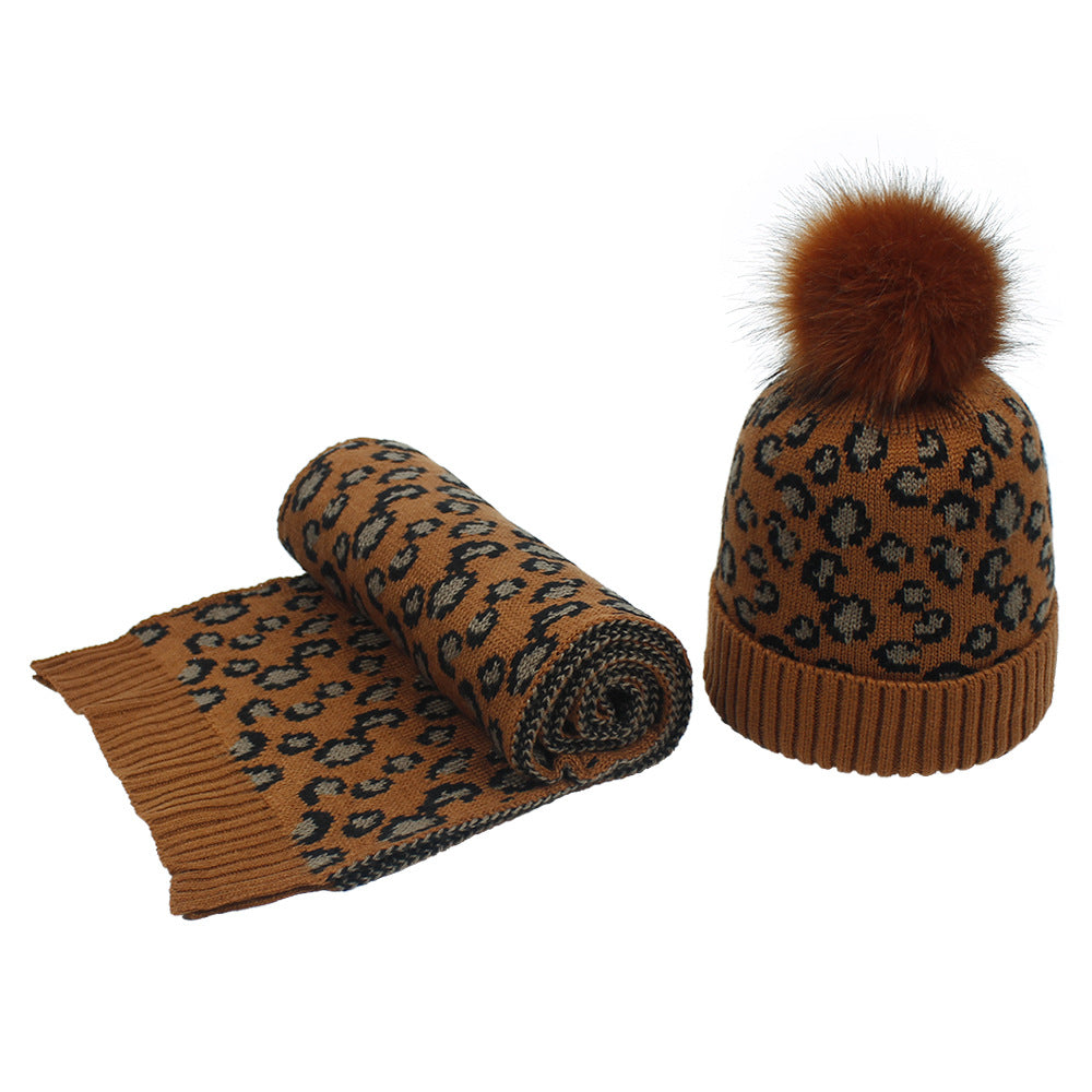 Wholesale Leopard Pattern Knitted Hat Ball Hat Scarf Set