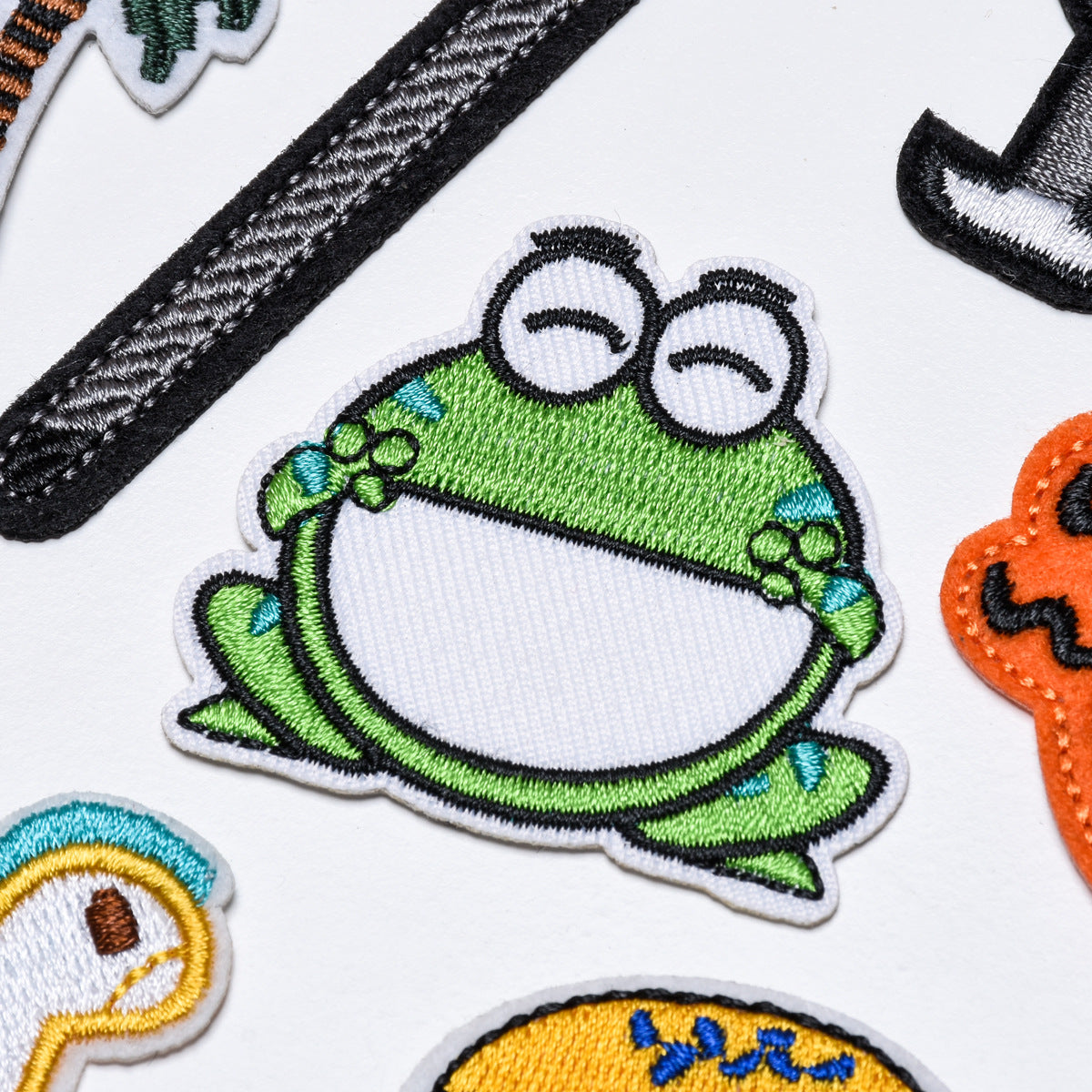 Wholesale Boutique Cartoon Fruit Embroidery Patches Felt Cloth Sew On DIY Clothing Decor Repair Accessory