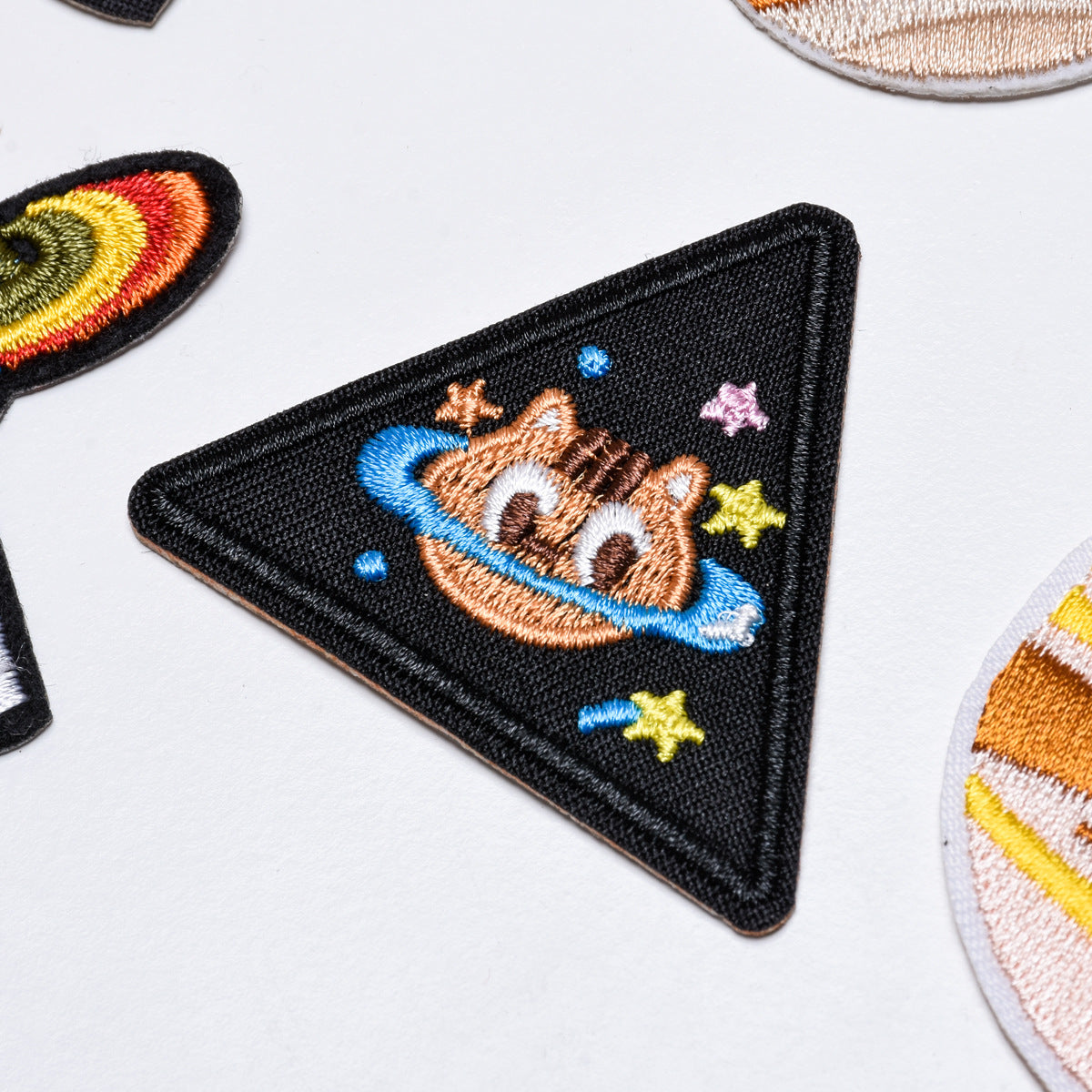 Wholesale Space Planet Embroidery Patch Astronaut Rocket Felt Applique Adhesive Backing For Party Home Decor