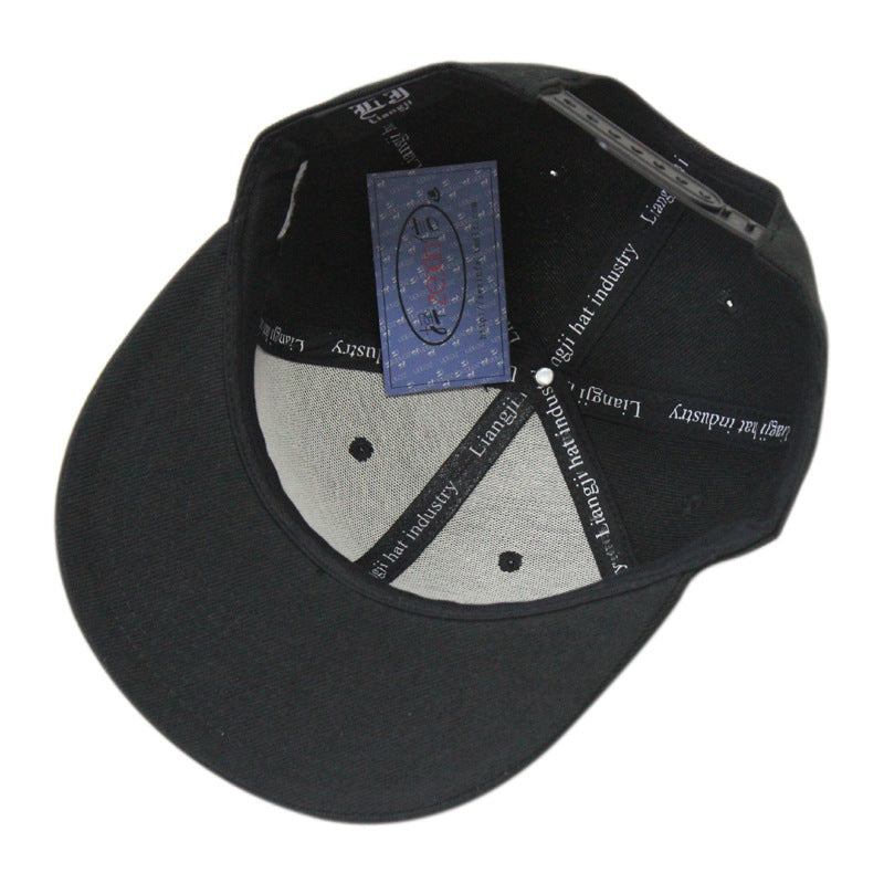 Wholesale  flat brim hat skull rivet hip hop baseball cap men's street dance hat trendy men's and Women's