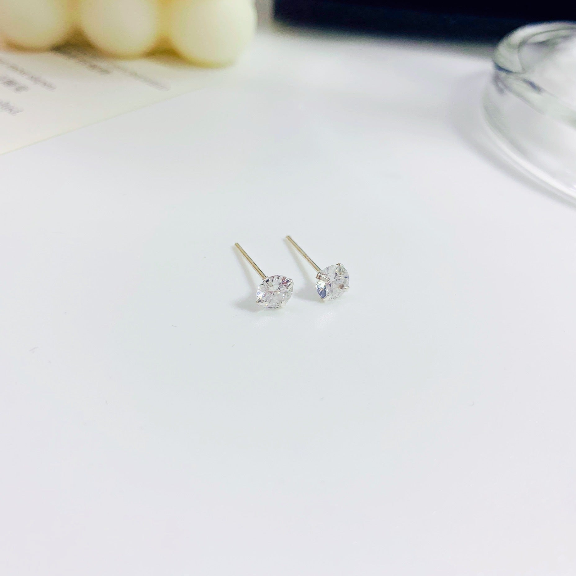 Wholesale 925 Silver Needle Simple Temperament Diamond Studded Small and Personalized Student Earrings