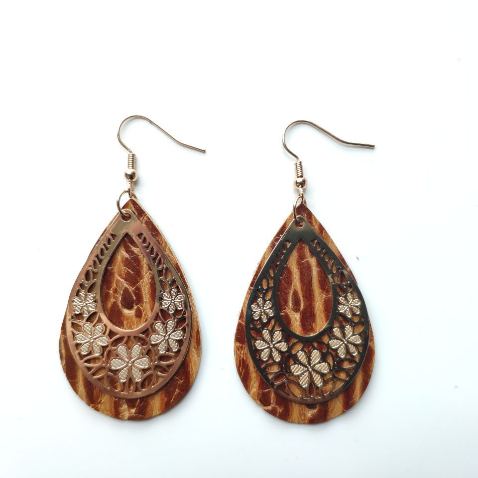 Wholesale 3pairs/pack Genuine Leather Hollow Flowers Earrings