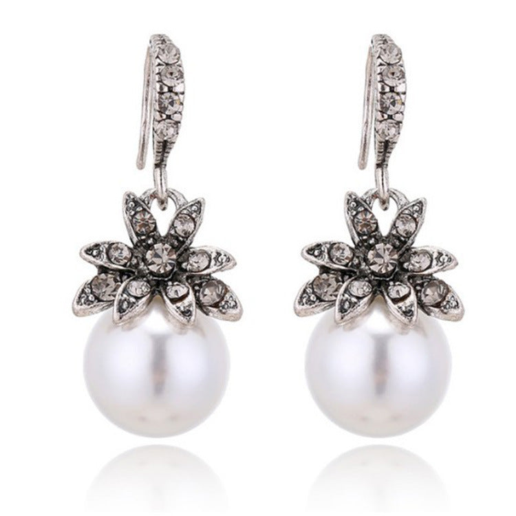 Wholesale Vintage Creative Pearl Sunflower Diamond Earrings