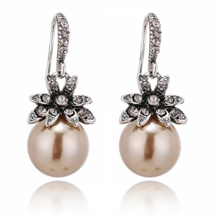 Wholesale Vintage Creative Pearl Sunflower Diamond Earrings