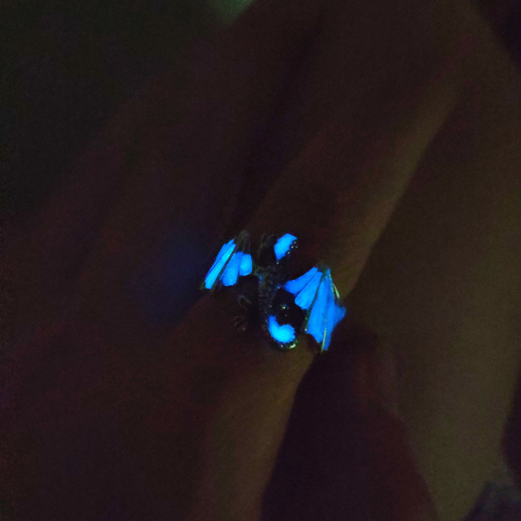 Wholesale Luminous pterosaur adjustable ring with an opening