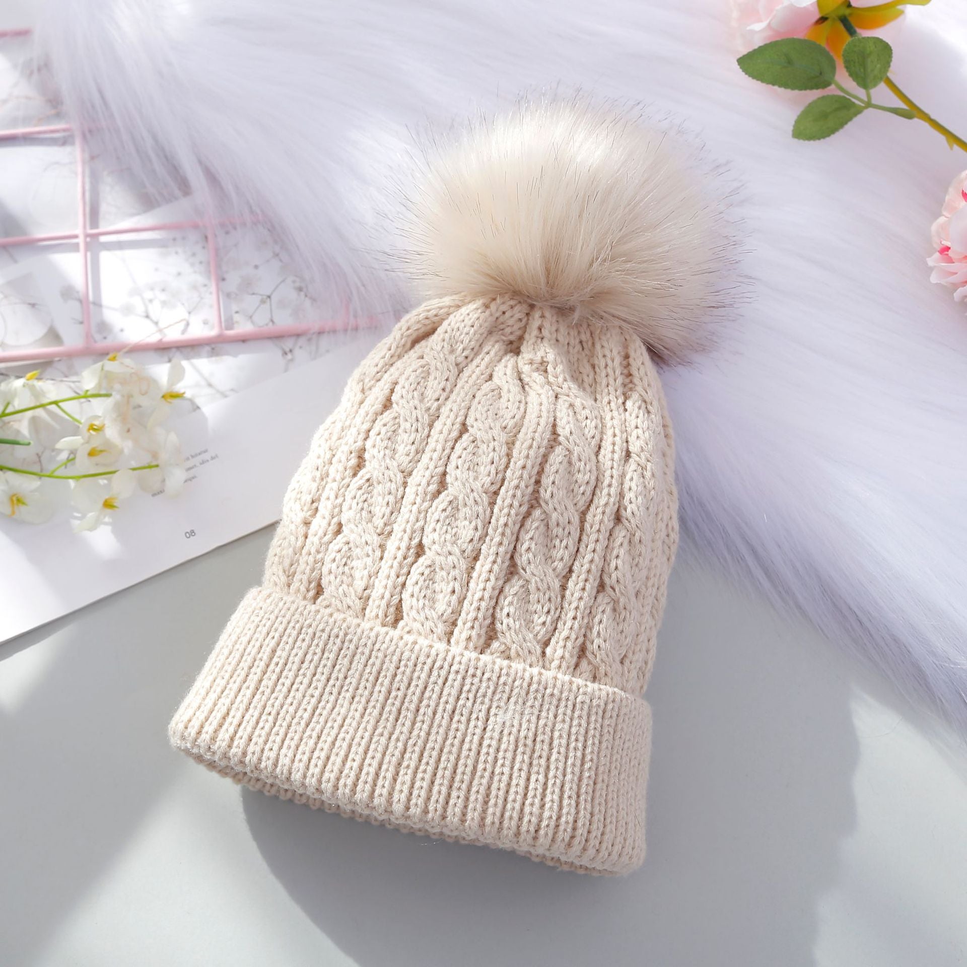 Wholesale Children's Hats Autumn and Winter Knitted Wool Ball Beanie