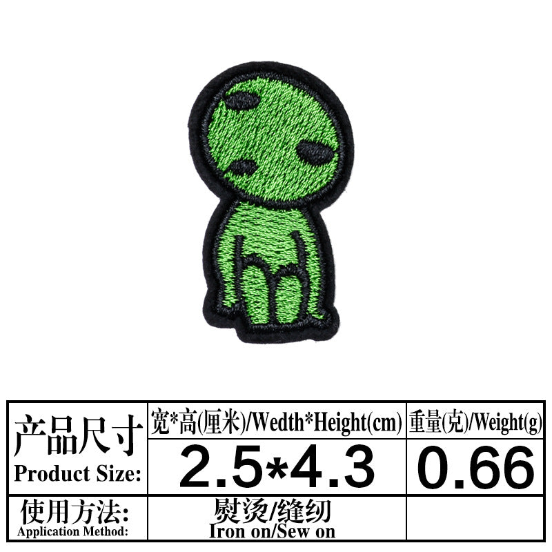 Wholesale Computer Embroidered Cloth Patches Black White Skull Design Clothing Accessory DIY Craft Supply