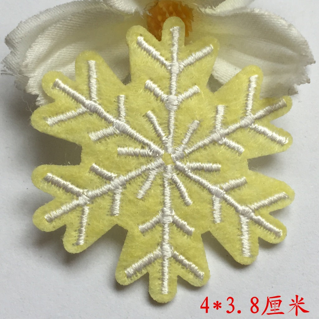 Wholesale Snowflake Felt Embroidery Patches For Kids Clothing DIY Decorative Sew On Applique Party Gift