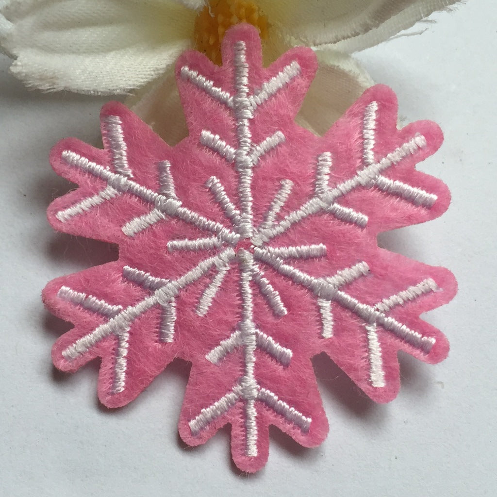Wholesale Snowflake Felt Embroidery Patches For Kids Clothing DIY Decorative Sew On Applique Party Gift