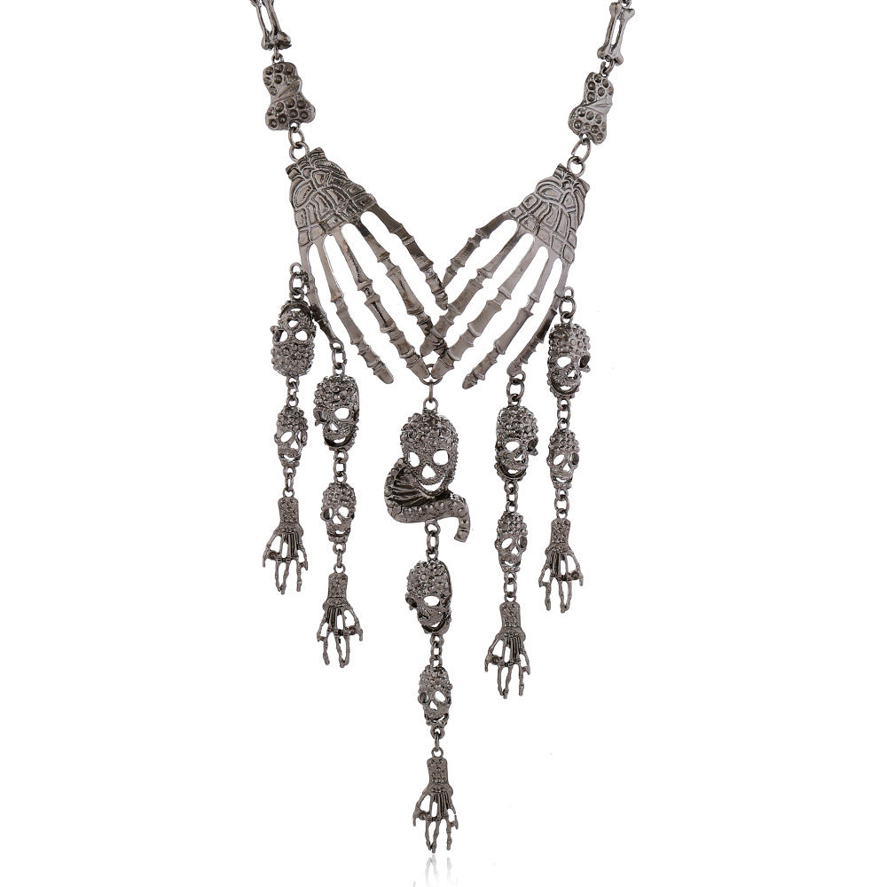 Wholesale Gothic Halloween Exaggerated Ghost Hand Multi-layer Skull Head Alloy Necklace