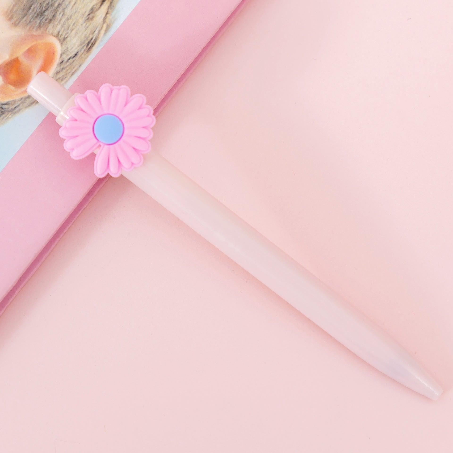 Wholesale Plastic Daisy Patch Candy Color Ballpoint Pen