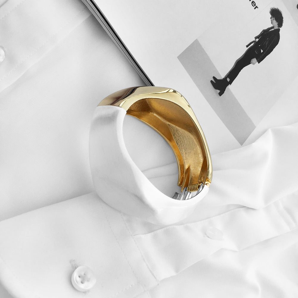 Wholesale Zinc Alloy Spring Ring Bracelet