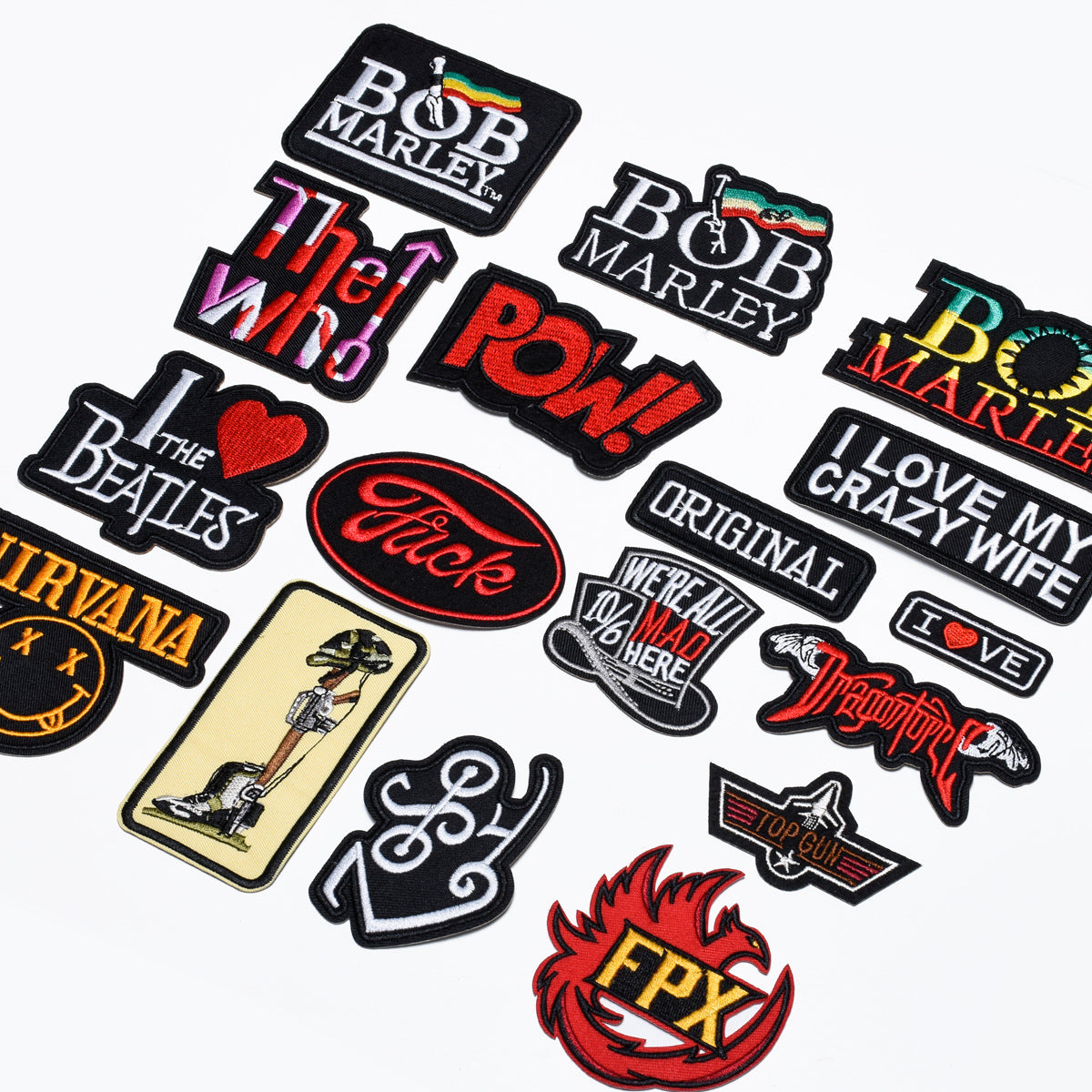 Wholesale 17 Piece Black White English Letter Cloth Patches Chic Clothing Accessory For DIY Gift Or Boutique Resale