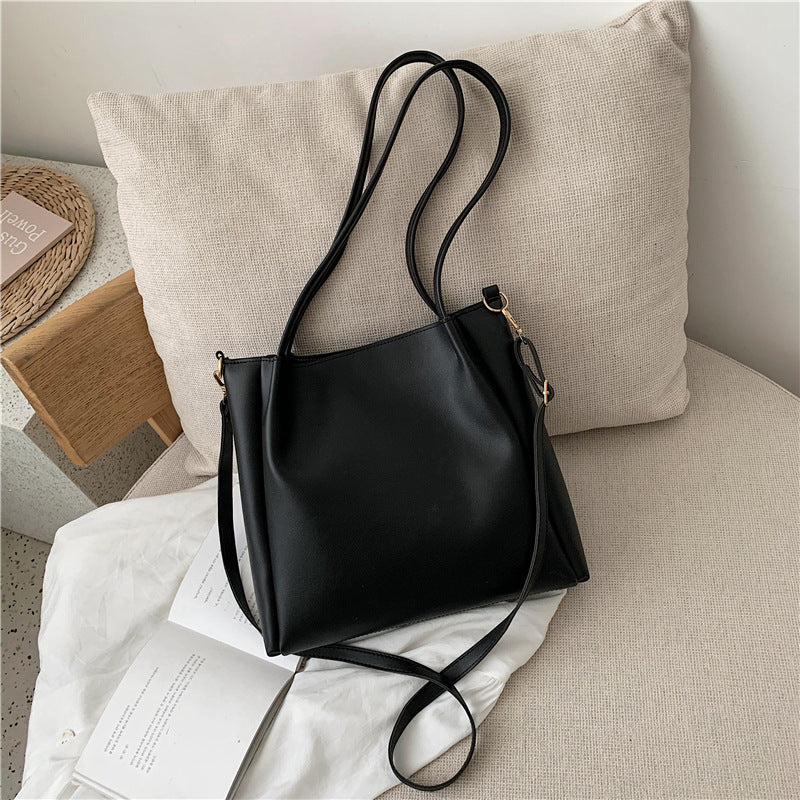 Wholesale Luxury High Capacity Trendy Shoulder Bags