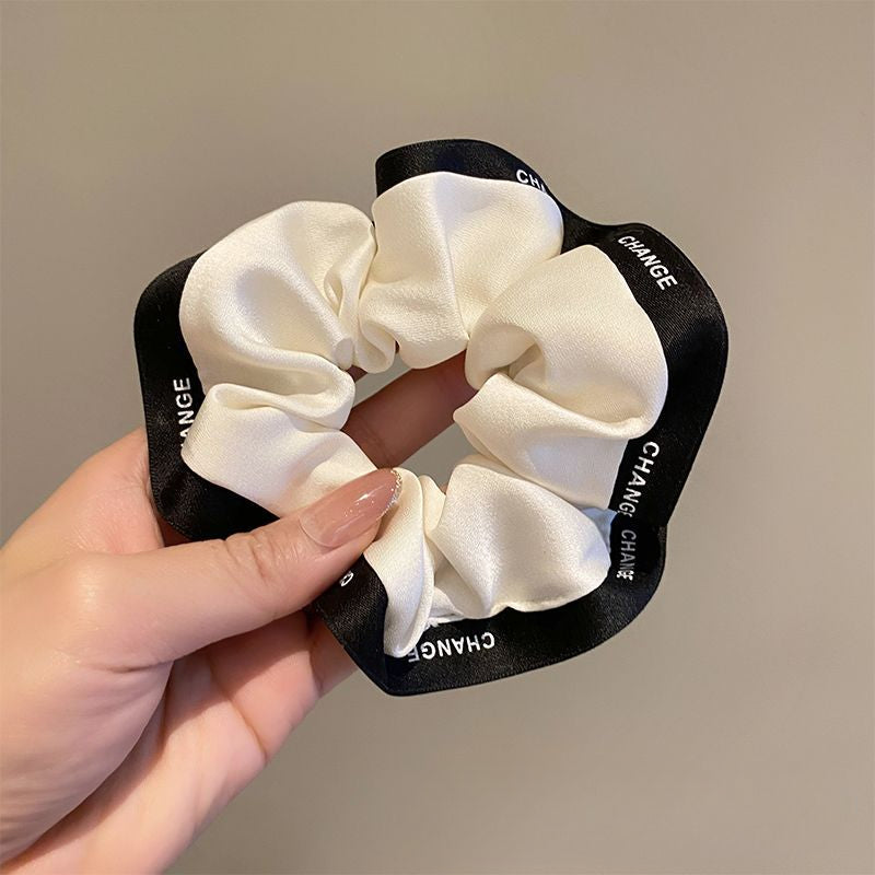 Wholesale of Autumn and Winter Fabrics with Large Intestine Loops