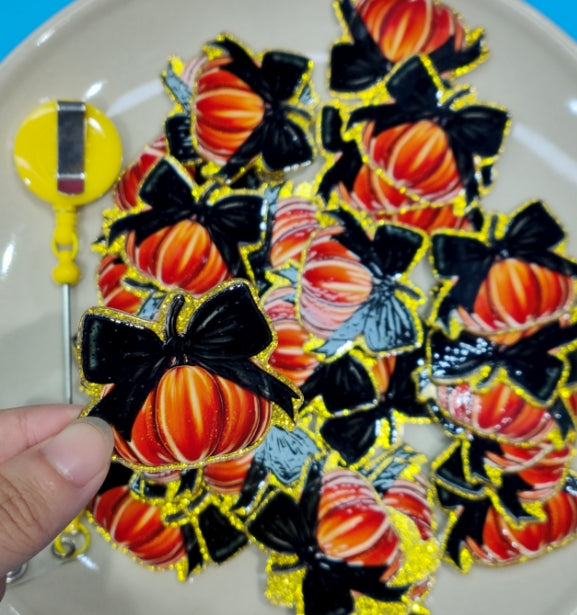 Wholesale 10pcs Halloween  Pumpkin Acrylic Flat Back Badge Scroll Keychain