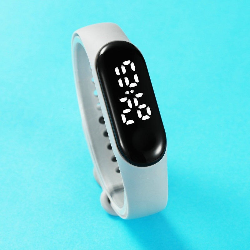 Wholesale Plastic Waterproof Kids Sports Electronic Watch