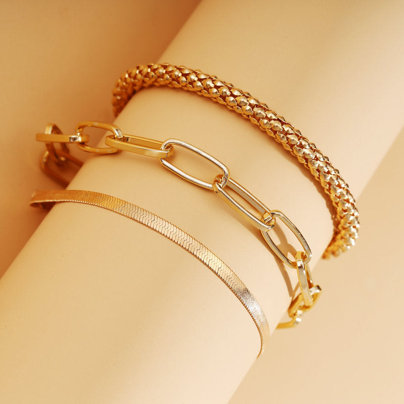 Wholesale Multi-layer vintage metal bracelet snake bone chain