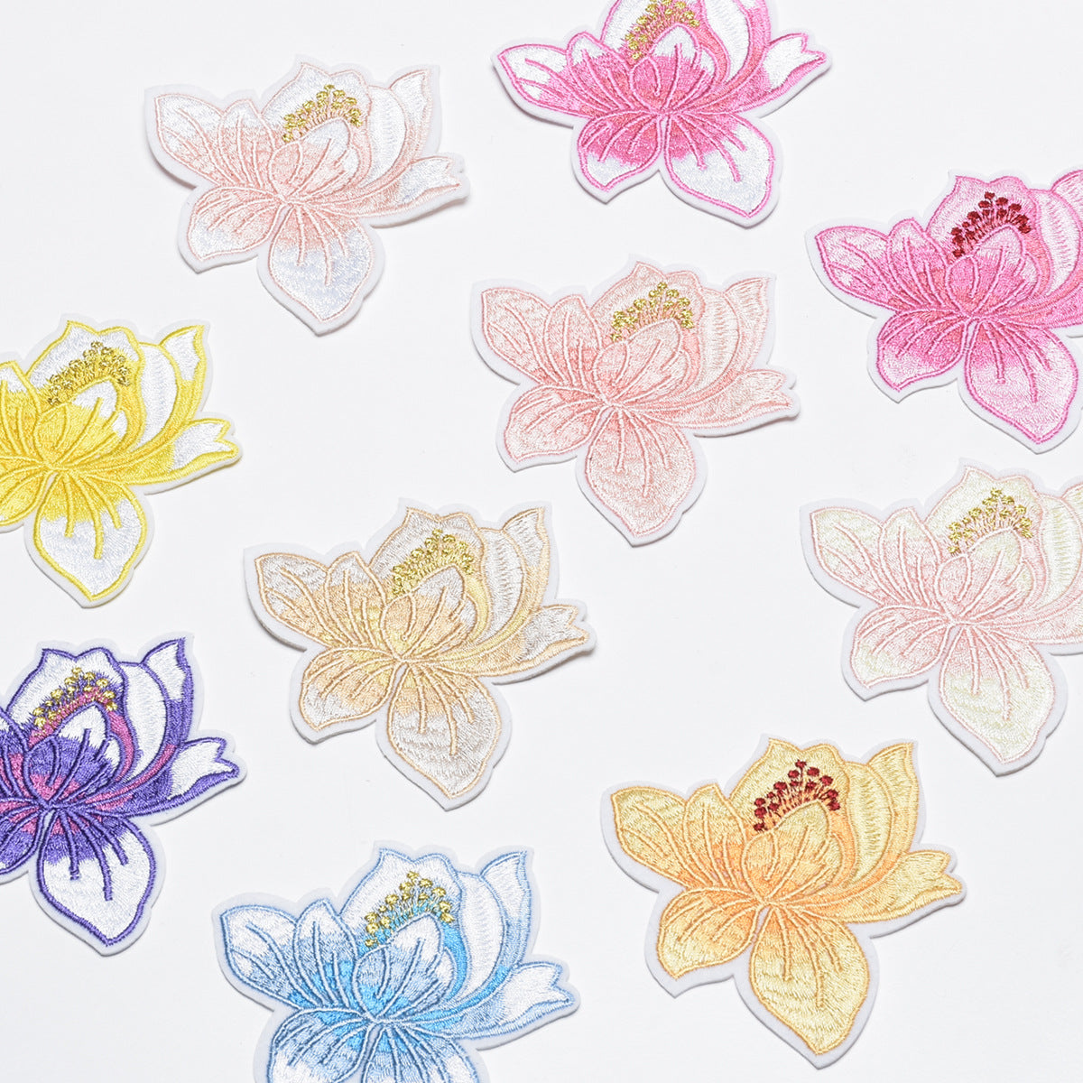 Wholesale Stylish Design Embroidered Cloth Patch DIY Decorative Accent For Resale