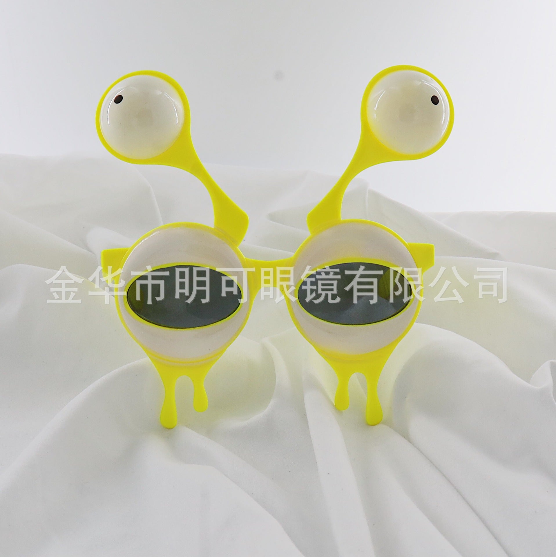 Wholesale of Alien Eye-catching Photos, Funny Resin Sunglasses