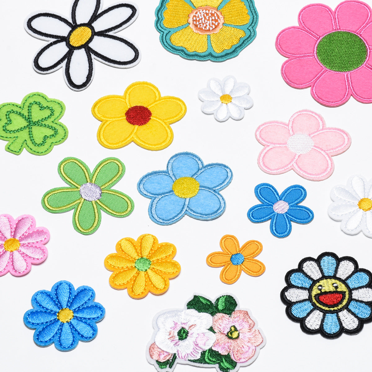 Wholesale Trendy Embroidered Felt Patches Iron On Sew On Applique With Butterfly Sun Flower Motifs For Clothing Bags DIY