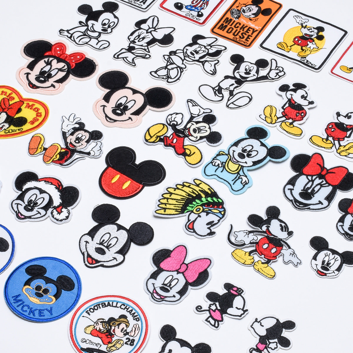 Wholesale cartoon cloth paste small label cloth  patch OLY Exclusive