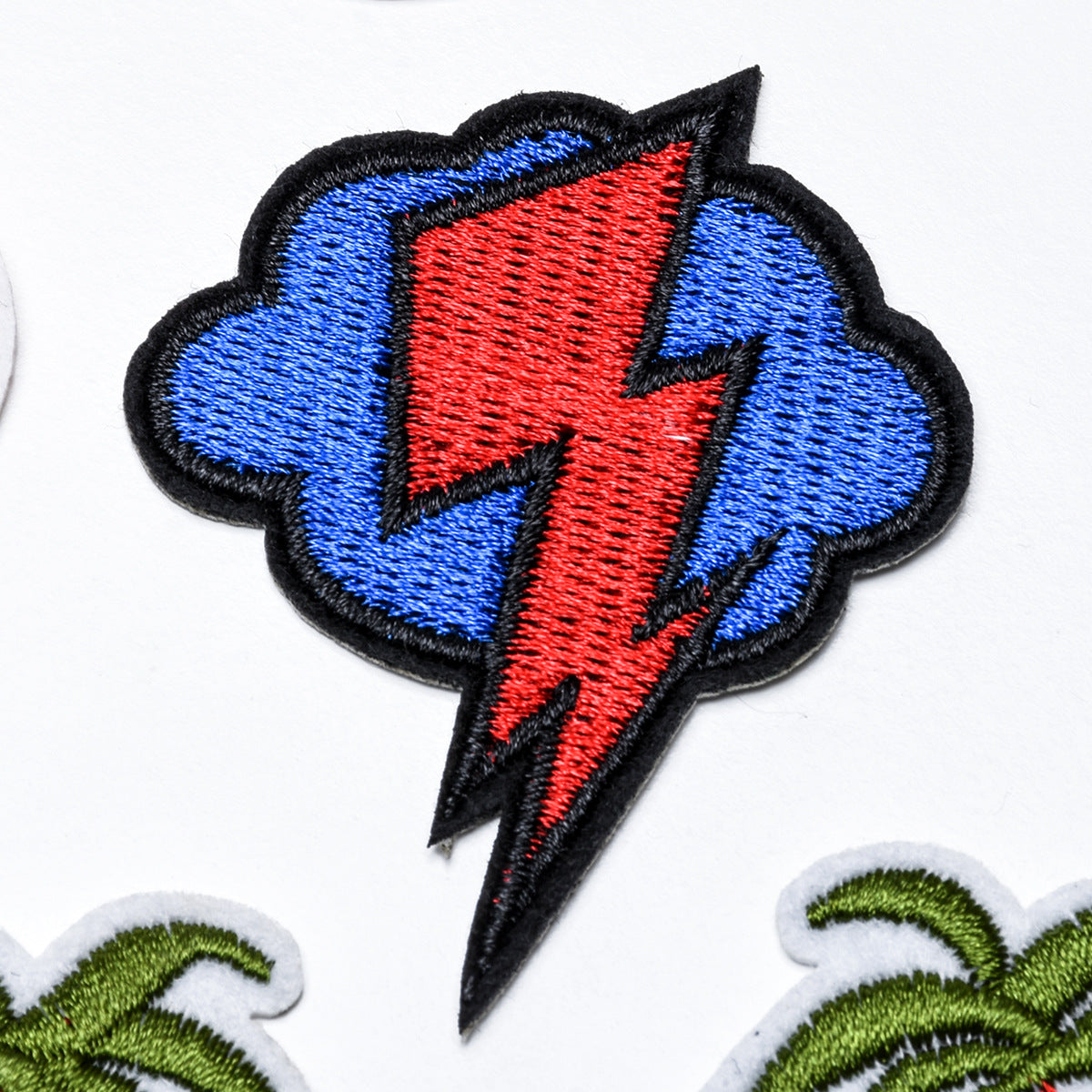 Wholesale Tropical nut Eye Diamond Lip Embroidered Patch Set 22 Pack Cloth Applique For DIY Clothing Decoration And Fashion Accessory