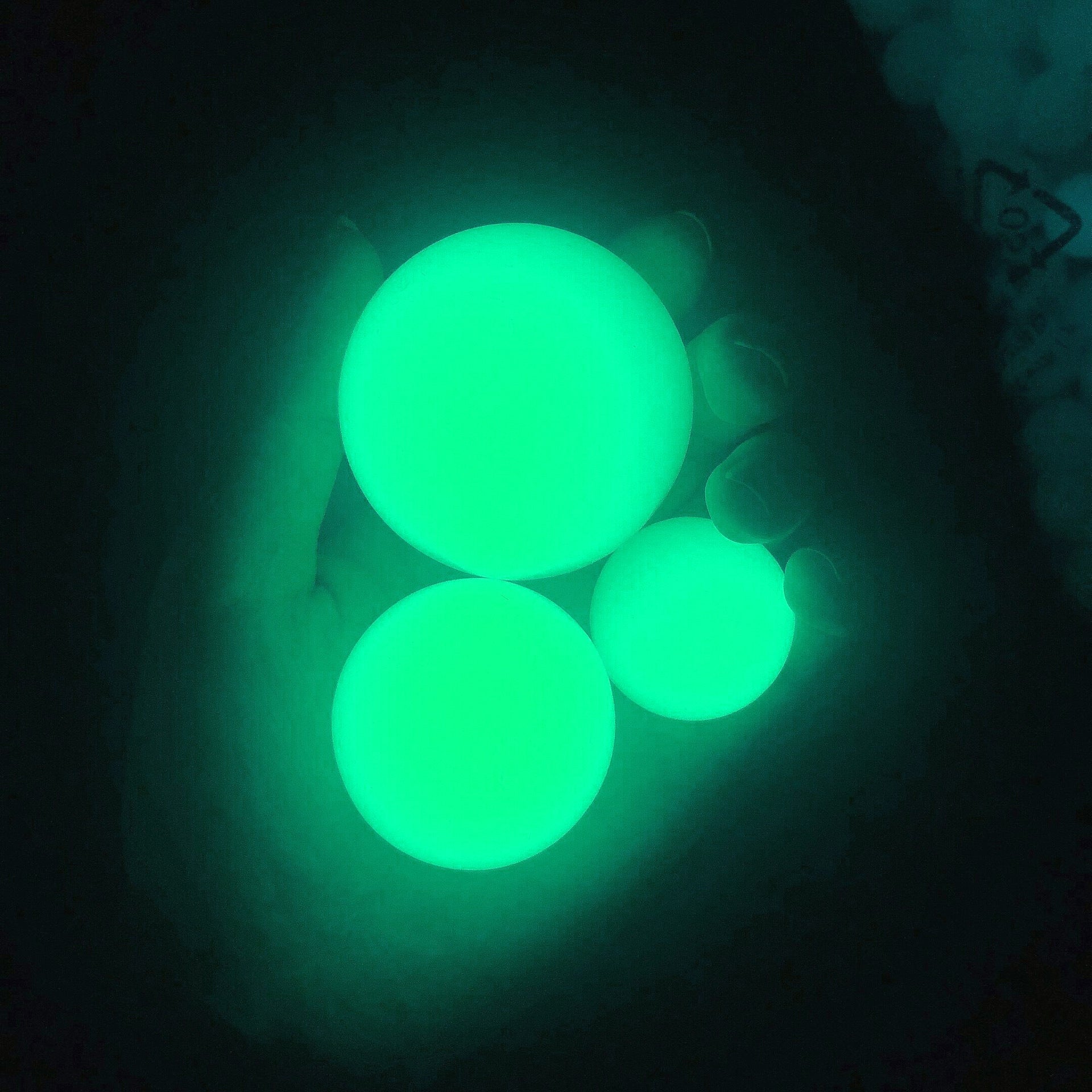 Wholesale Luminous Beads Non-porous Luminous Fluorite Luminous Pearl Ornaments