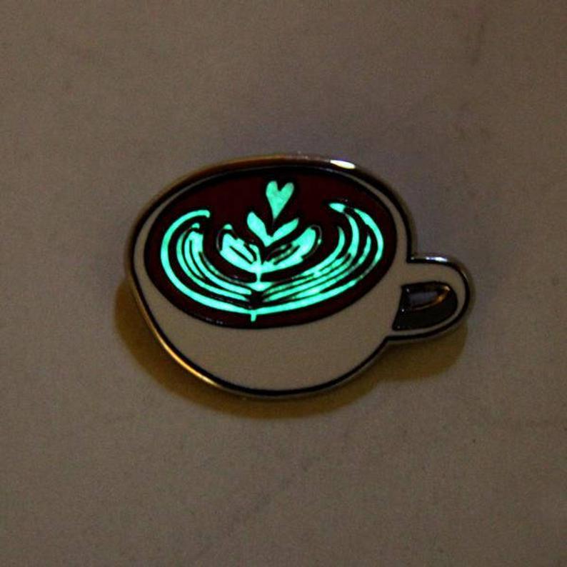 Wholesale Alloy Luminous Enamel Brooch Badge