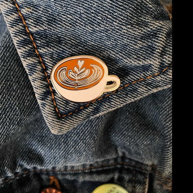 Wholesale Alloy Luminous Enamel Brooch Badge