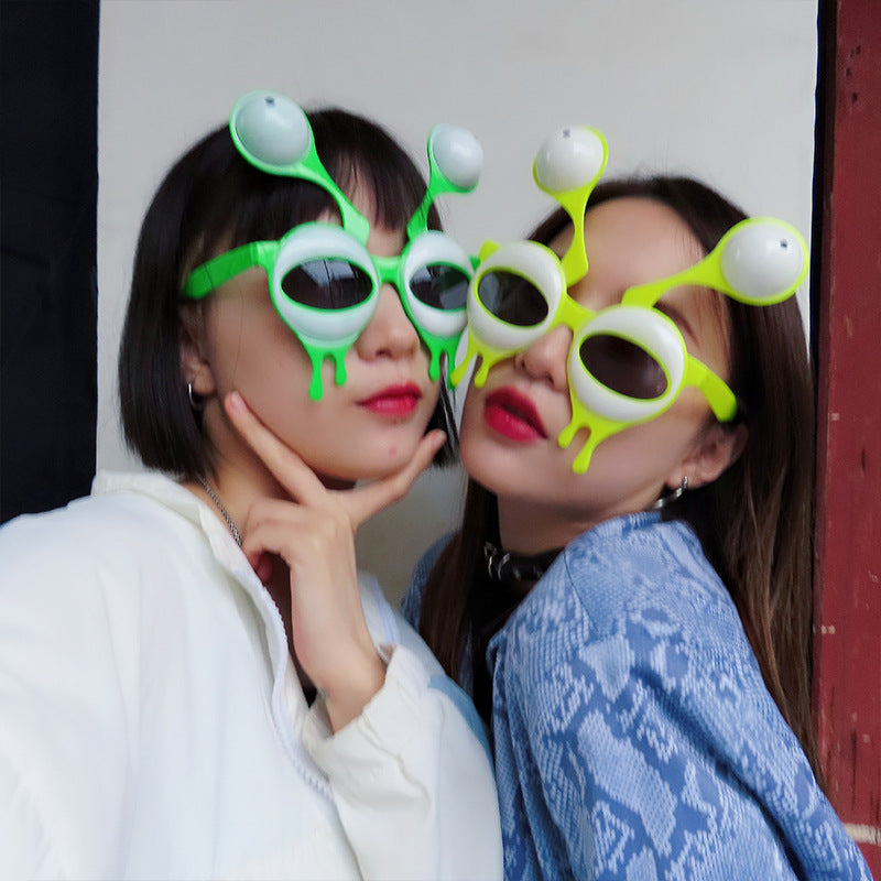 Wholesale of Alien Eye-catching Photos, Funny Resin Sunglasses