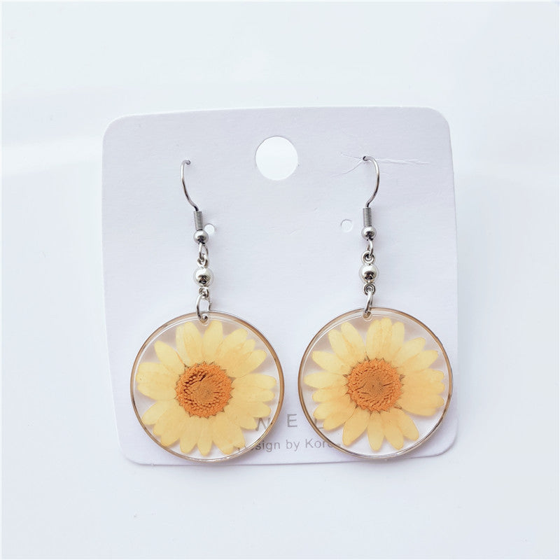 Wholesale 10pcs Epoxy Resin Dried Flower Crystal Chrysanthemum Earrings