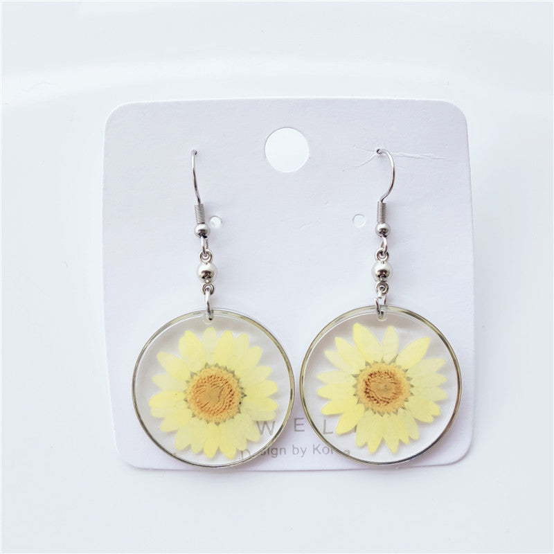 Wholesale 10pcs Epoxy Resin Dried Flower Crystal Chrysanthemum Earrings