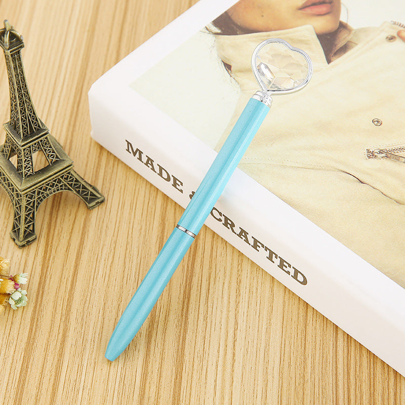 Wholesale New Love Diamond Pen Heart Shaped Large Diamond Pen Large Diamond Pen Metal Ballpoint Pen