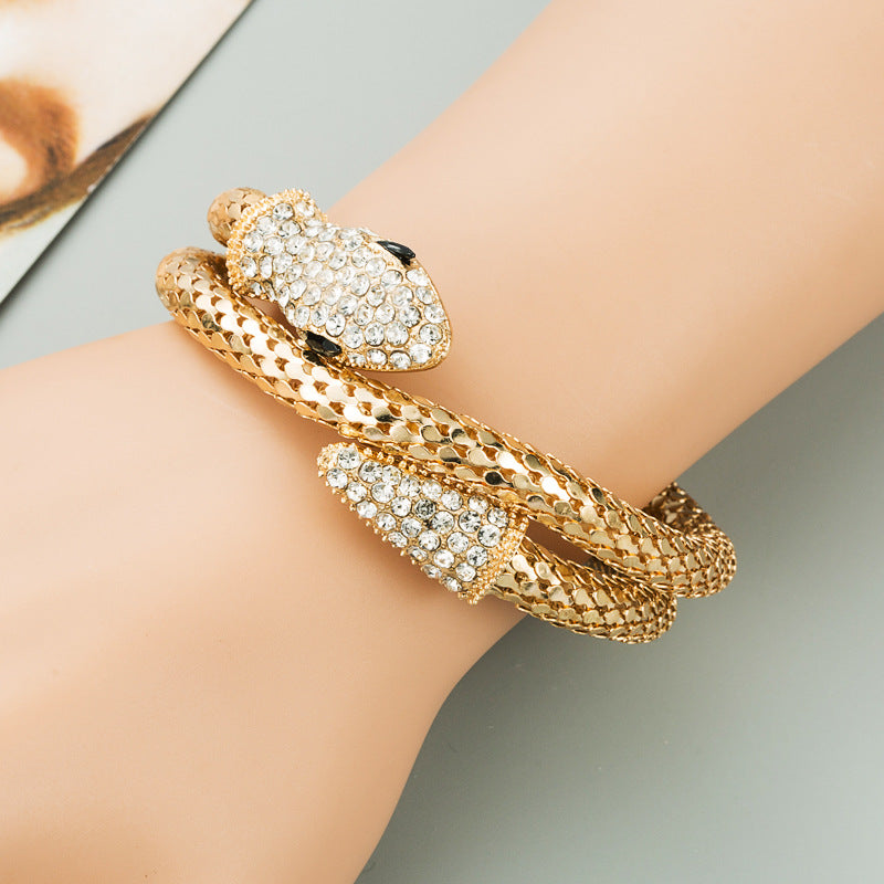 Wholesale Punk style snake shaped winding rhinestone retro bracelet