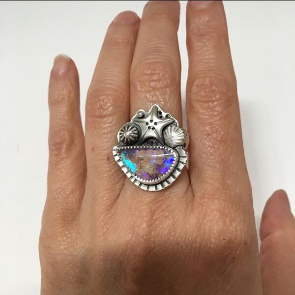 Anillo de aleación de piedra de color irregular al por mayor