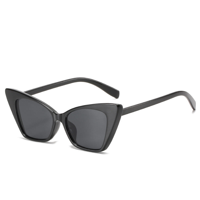 Wholesale PC Cat Eye Small Box Sunglasses