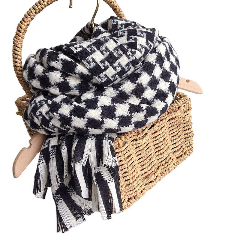 Wholesale 2023 Winter Imitation Cashmere Warm Black and White Plaid Scarves