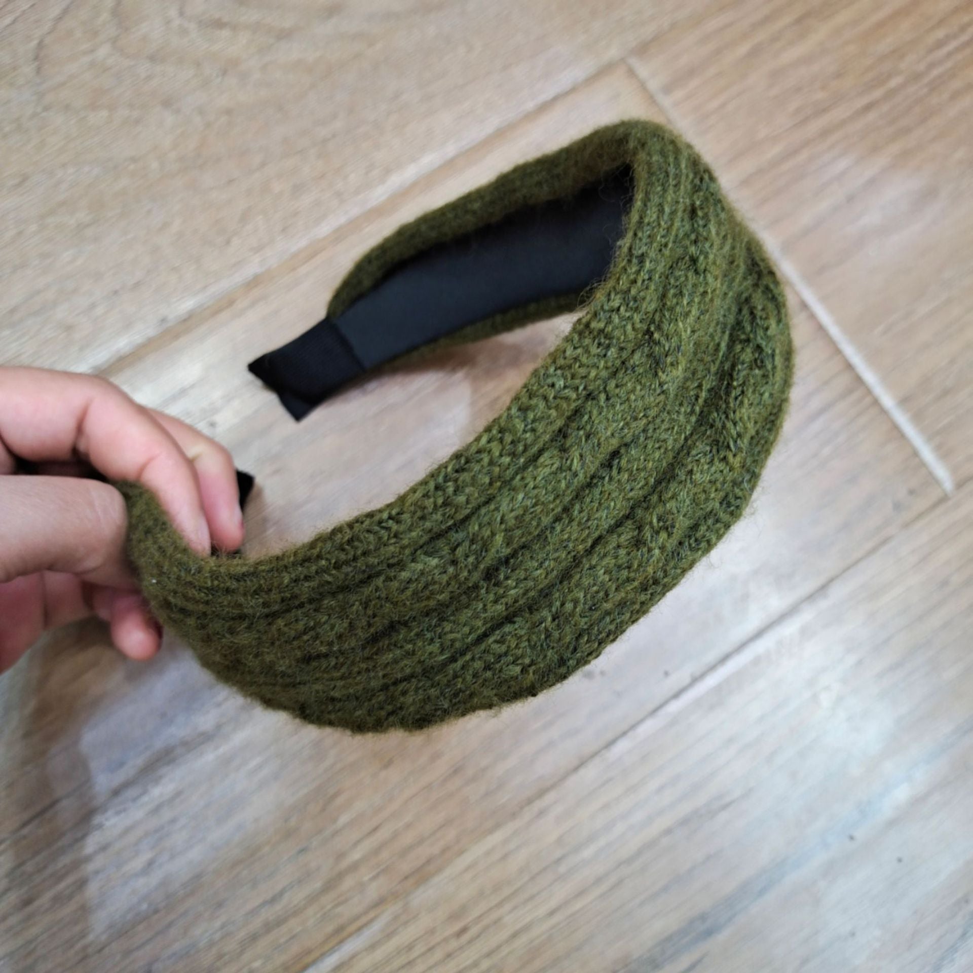 Wholesale Autumn and Winter Fried Dough Twists Knitting Flat Cloth Wide Hair Hoop